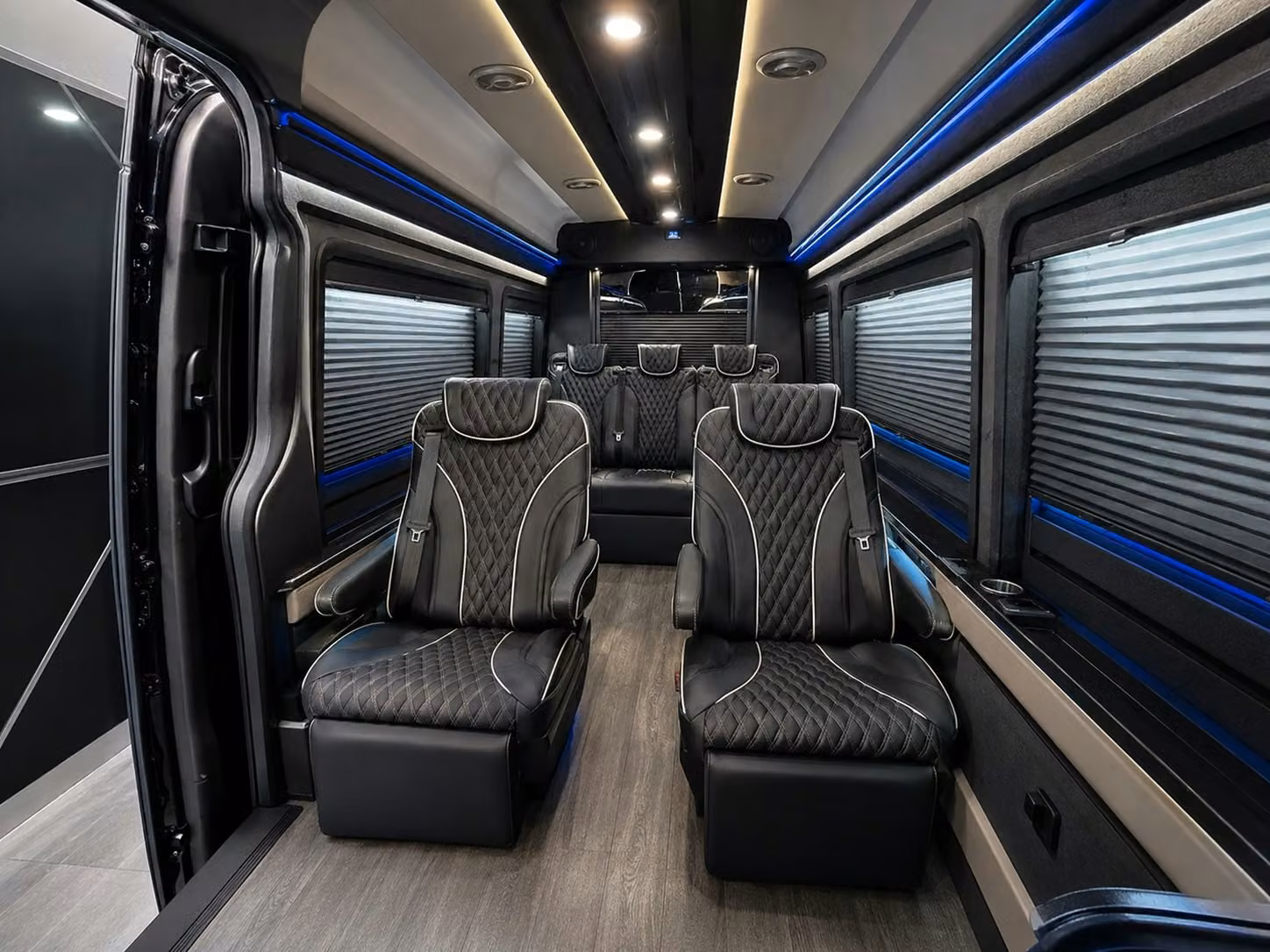 charterbuscorona com is the go to for corporate and convention airport shuttles in corona